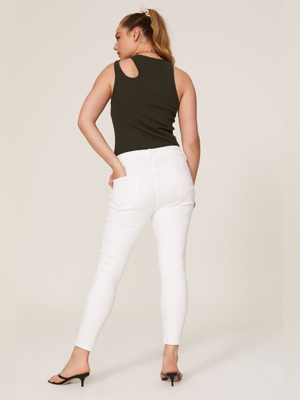 NEW w/Tags Good American Good Legs Crop White High-Rise Jeans Size 16 - Picture 6 of 13